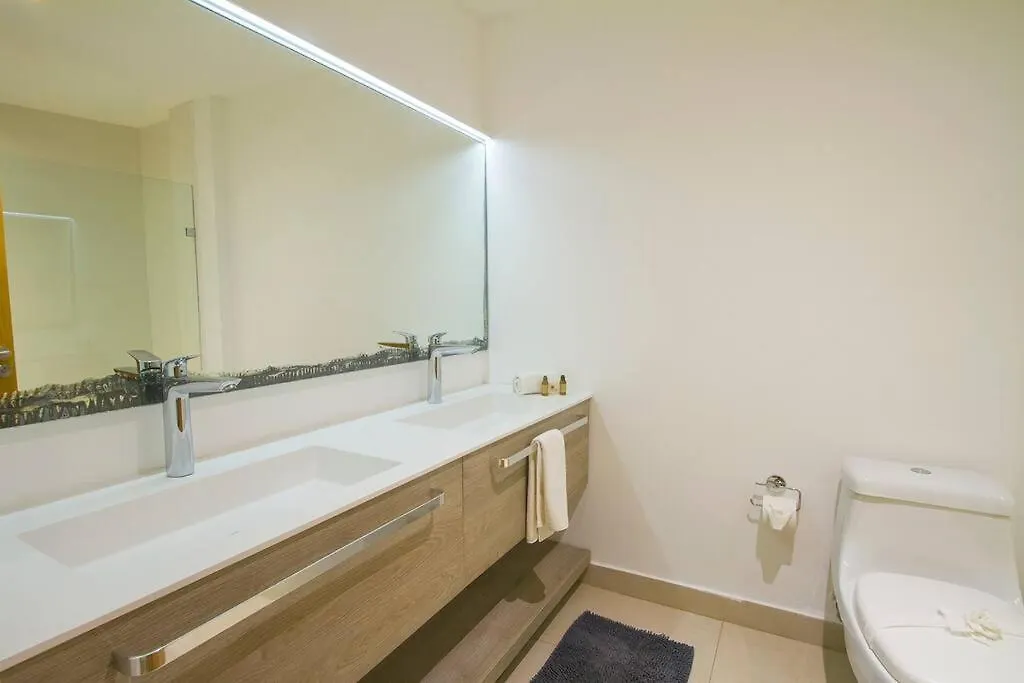 Glamorous 2 Bedroom Apartment / Up To 6 Ppl Playa del Carmen